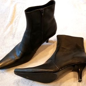 Liz Claiborne Flex Black Vegan Leather Boots, Karla Size 9.5, Like New